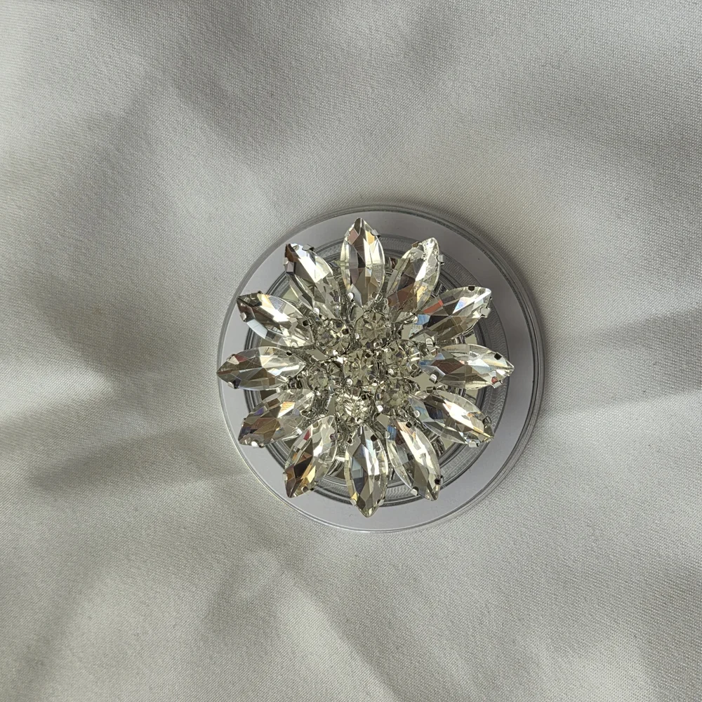 Silver Geometric Phone Pop Socket with Reflective Design